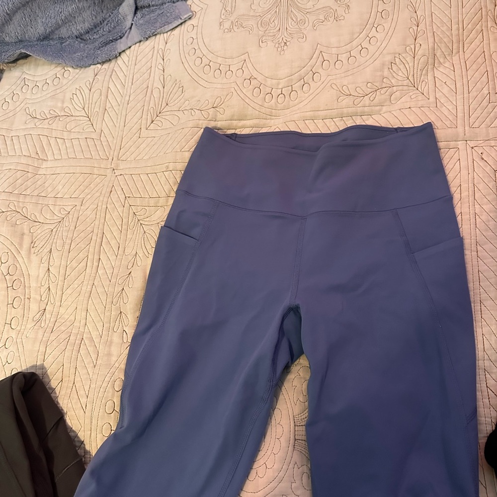 Uniqlo Women's Blue Leggings